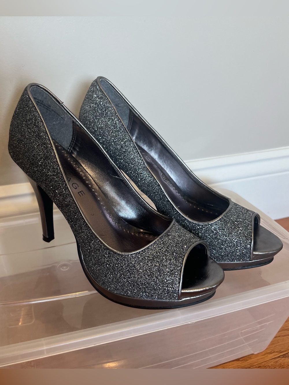 Rampage Women's Gracee Glitter Peep-Toe Platform Pumps - size 7.5